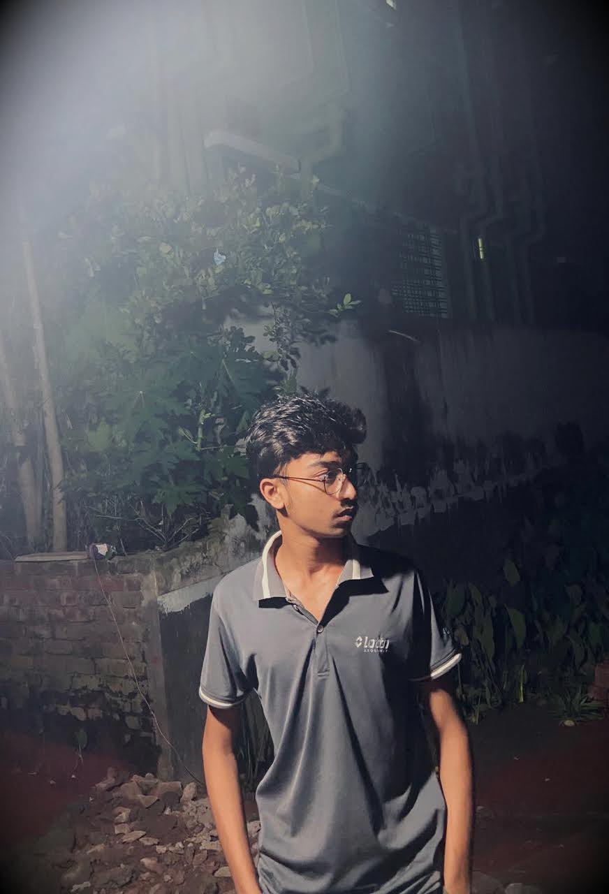 Raihan - Graphic Designer